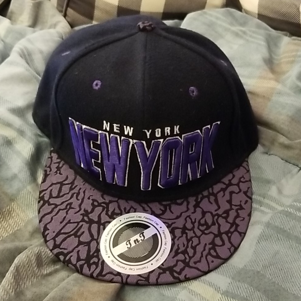 New York snap back hat